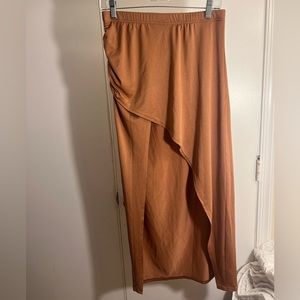 Dark tan skirt. Shein size large. Never worn!